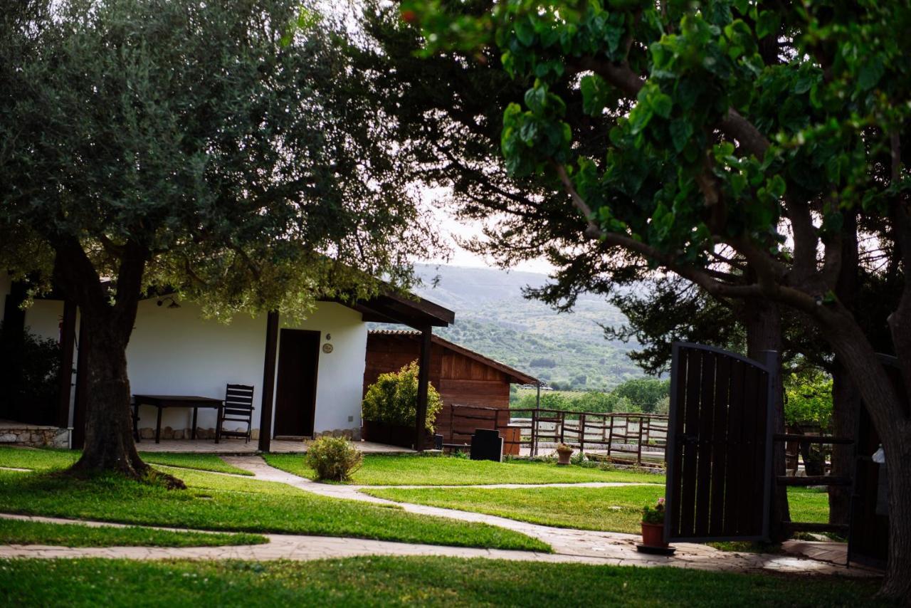 Pantalica Ranch Agriturismo Siciliano Villa Sortino ภายนอก รูปภาพ